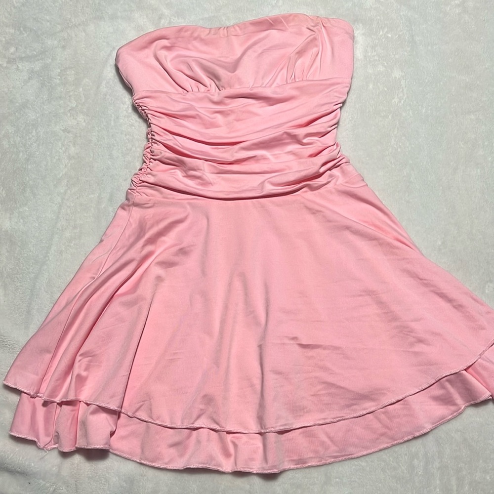 That’s so fetch pink strapless hoco dress